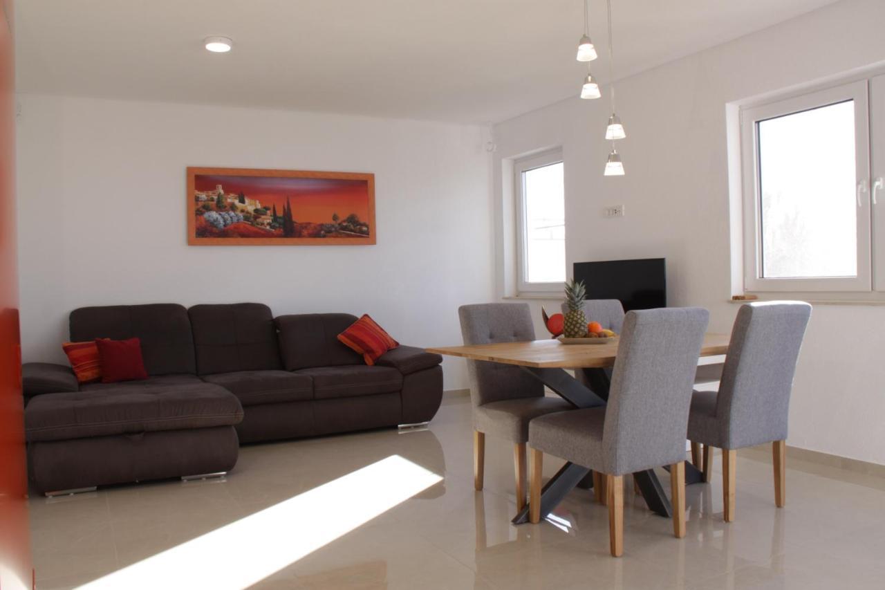 Aparthotel Dalmacija Privlaka  Extérieur photo