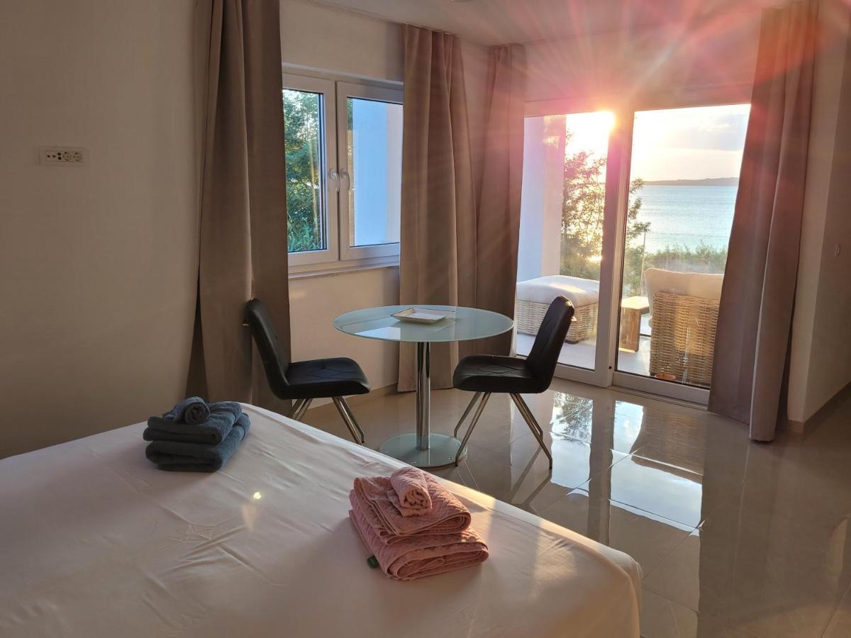 Aparthotel Dalmacija Privlaka  Extérieur photo